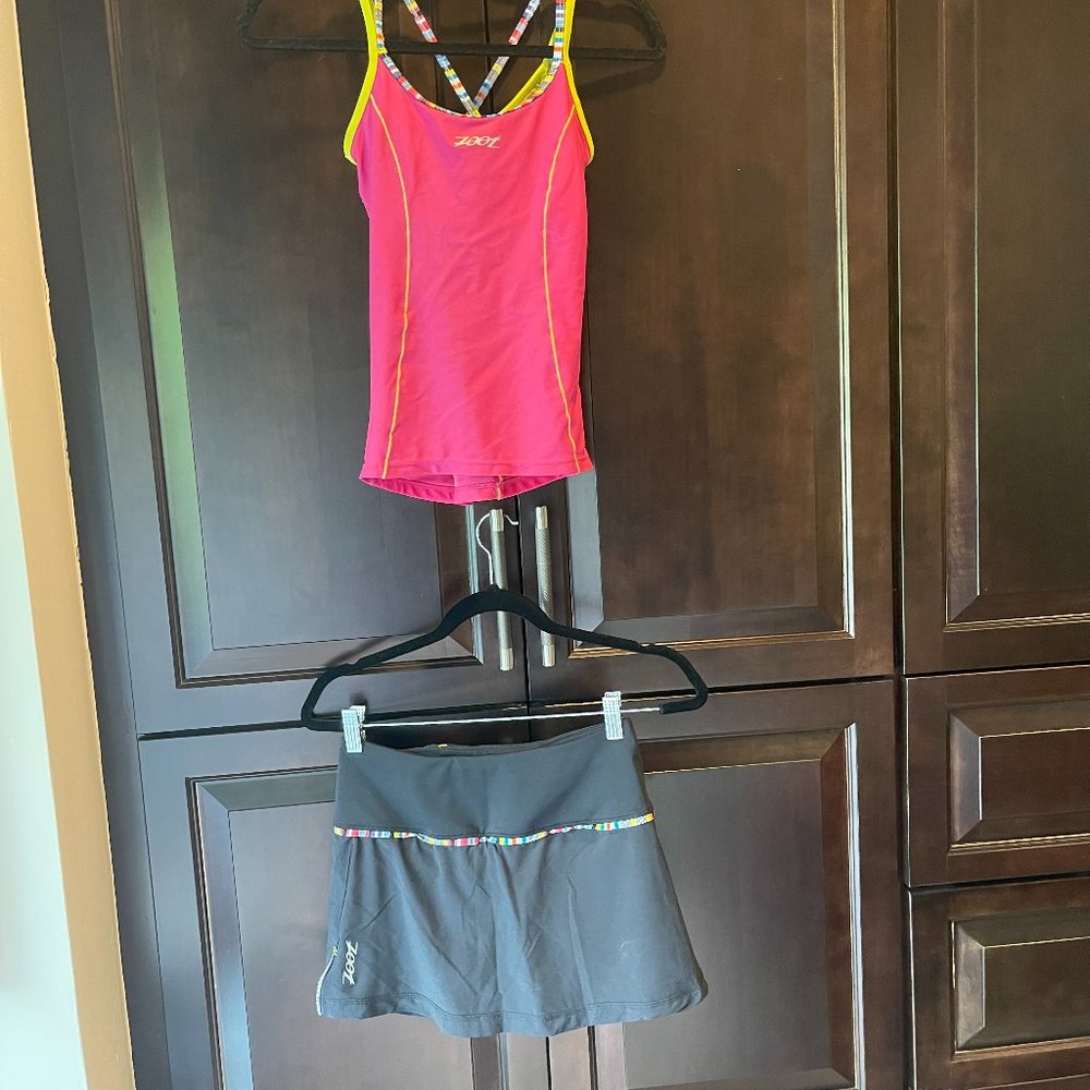 Womens Zoot Jogger skort and  tank top, bright colors, striped detailin, Size XS